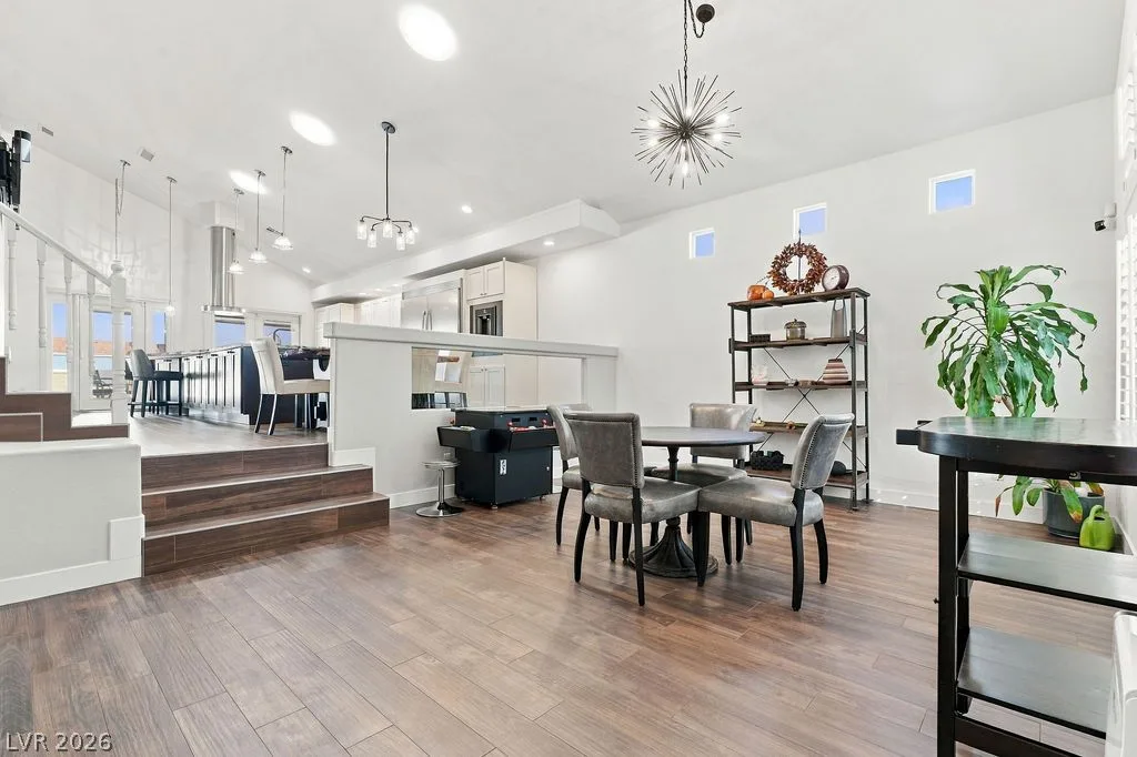 2714 Timber Crossing Court — photo 4