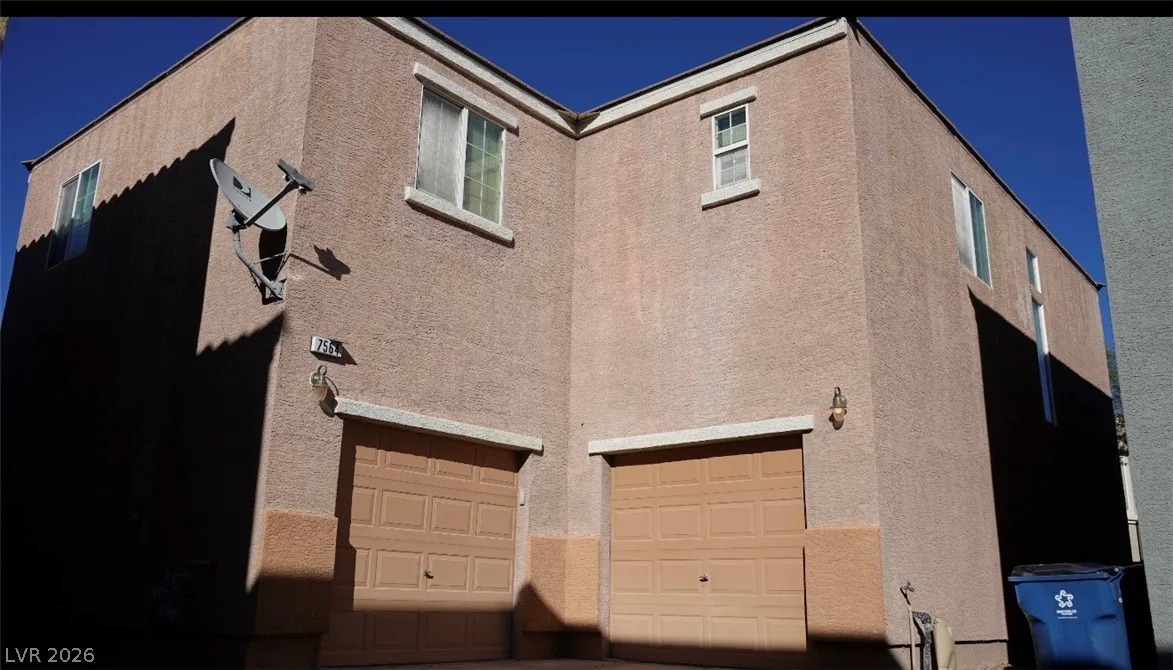 7564 Creative Court — photo 2