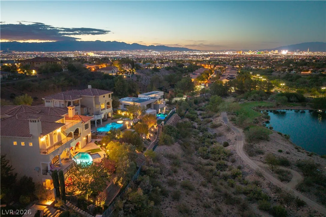 2874 Quartz Canyon Drive — photo 2