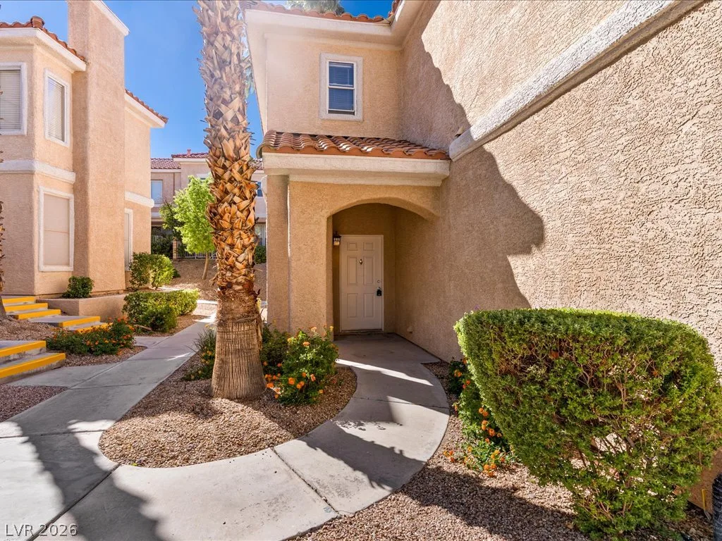251 South Green Valley Parkway 5111 — photo 4