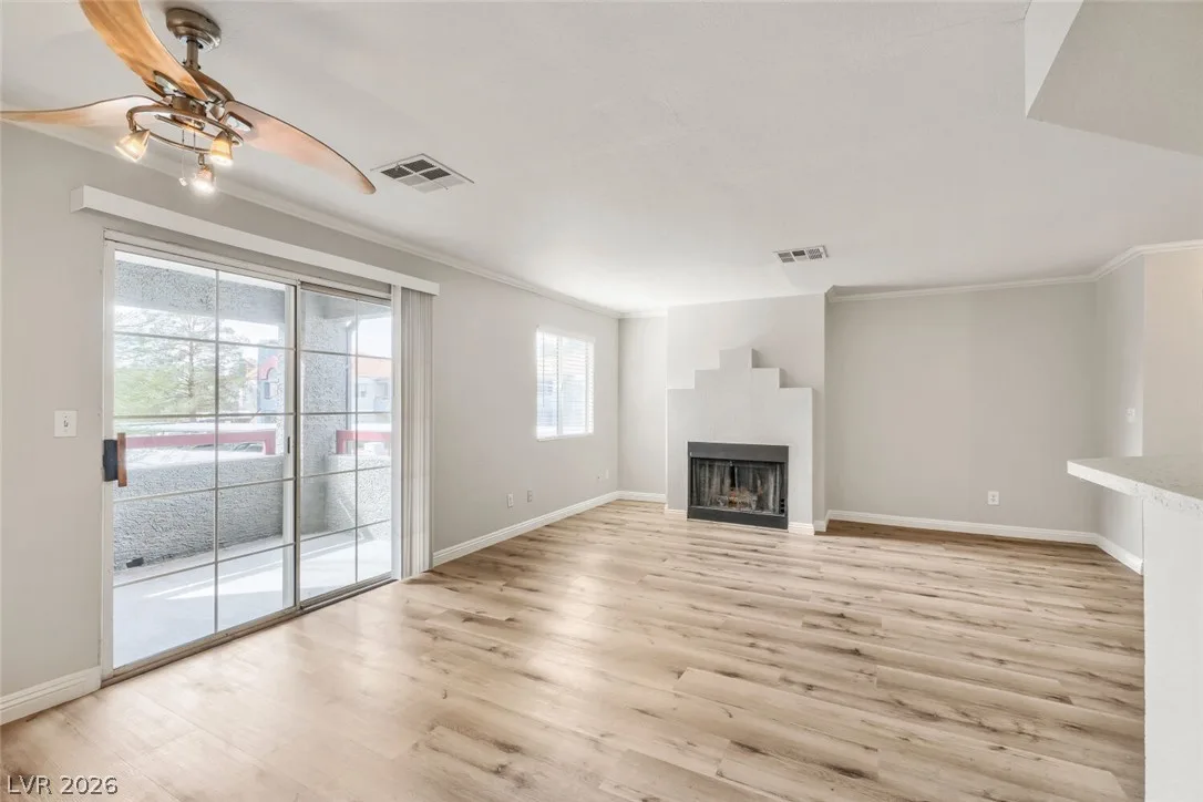 8600 West CHARLESTON BL Boulevard 2080 — photo 4