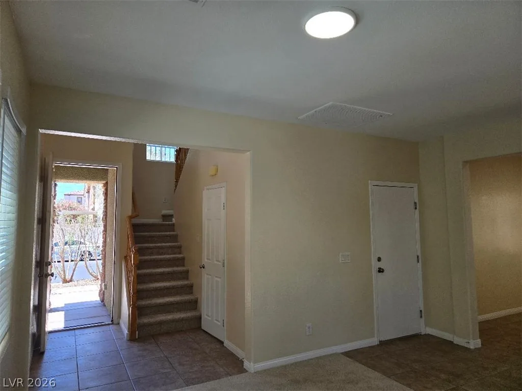 7668 Ambersnail Street — photo 4