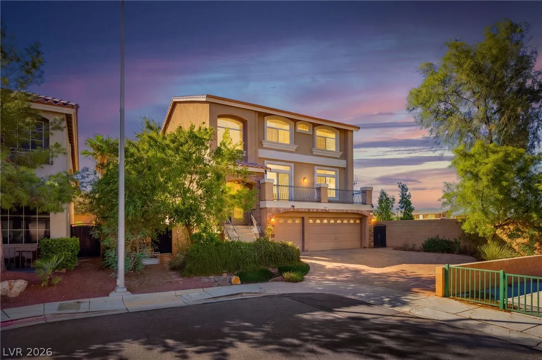 9715 Fox Estate Street — photo 2