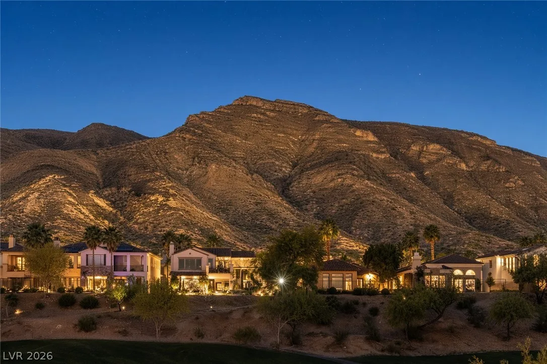 2797 Turtle Head Peak Dr Drive — photo 2