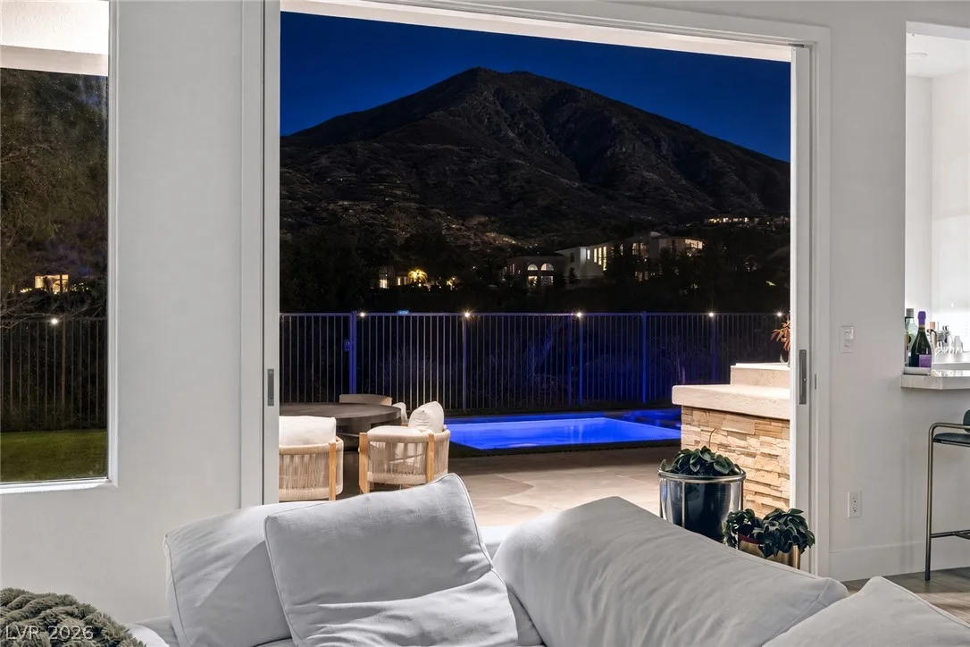 2797 Turtle Head Peak Dr Drive — photo 5