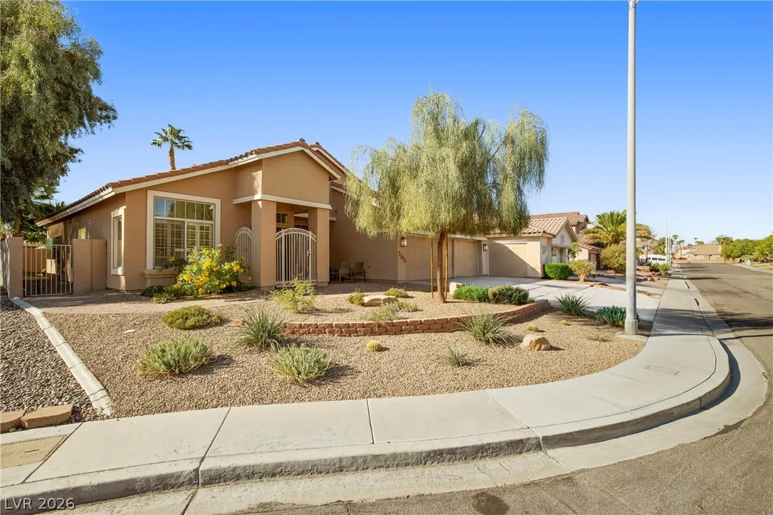 2525 Vera Cruz Circle — photo 2