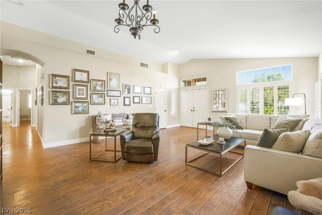 2525 Vera Cruz Circle — photo 5