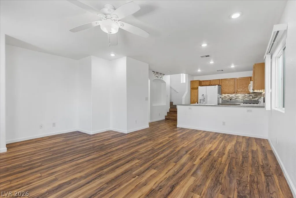 10349 Lettuce Leaf Street — photo 4
