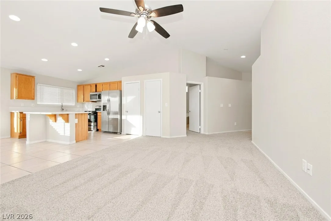 617 Lava Beds Way — photo 5